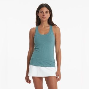 Vuori Lux performance tank